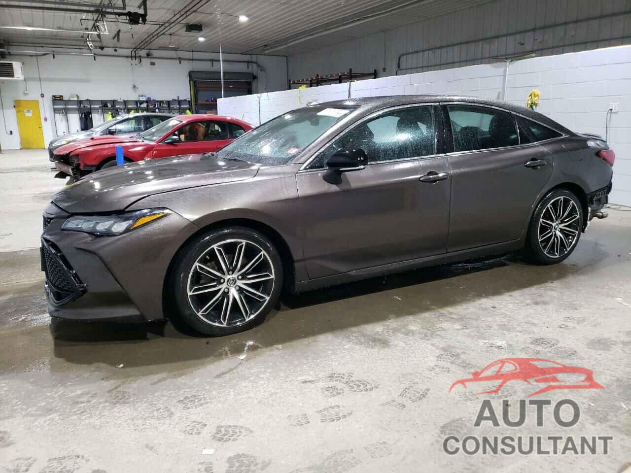 TOYOTA AVALON 2019 - 4T1BZ1FB6KU003635