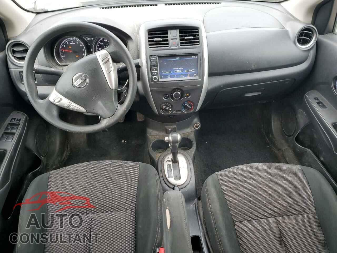 NISSAN VERSA 2019 - 3N1CN7AP3KL868621