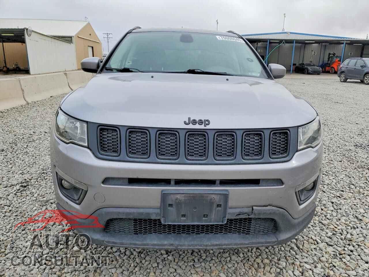 JEEP COMPASS 2019 - 3C4NJDBB3KT670348