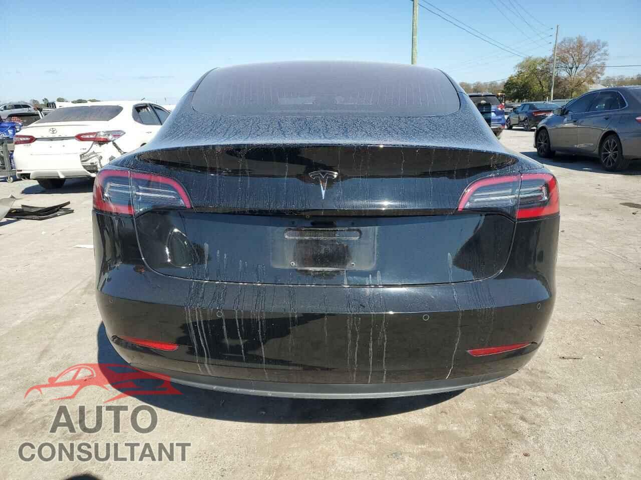 TESLA MODEL 3 2018 - 5YJ3E1EA6JF013330