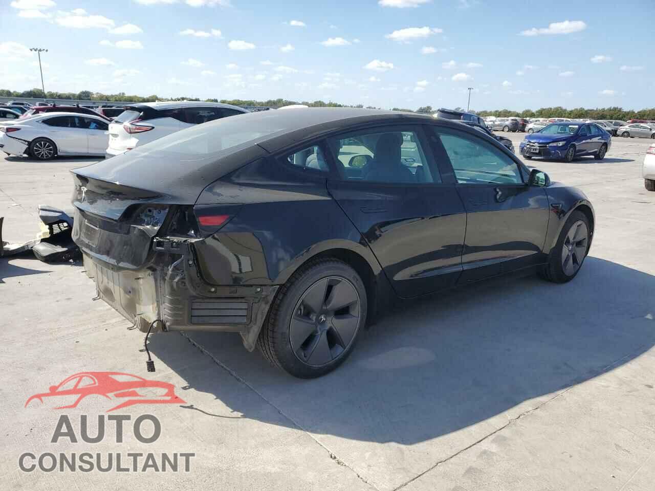 TESLA MODEL 3 2023 - 5YJ3E1EA1PF617957