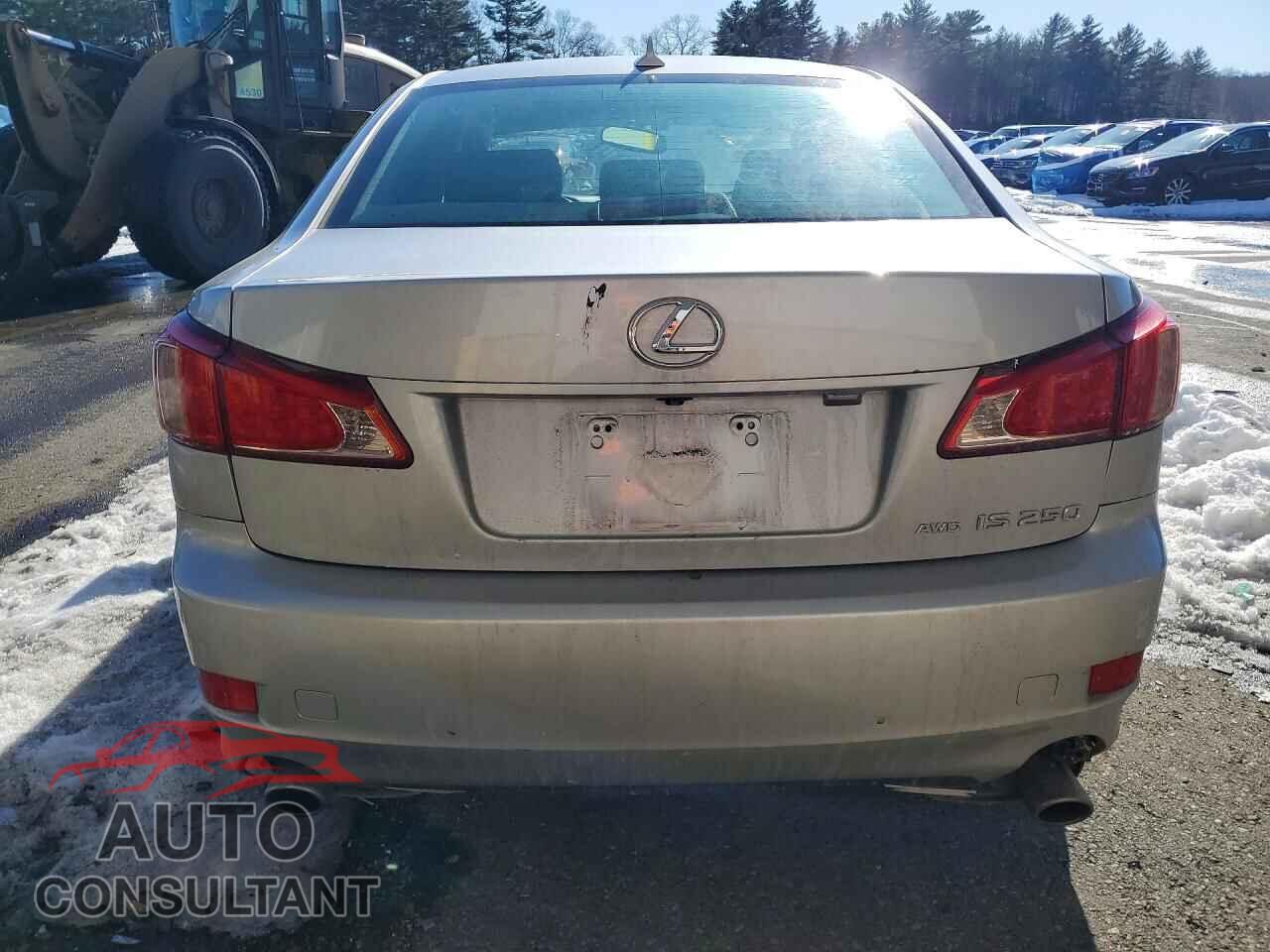 LEXUS IS 2012 - JTHCF5C27C5059428