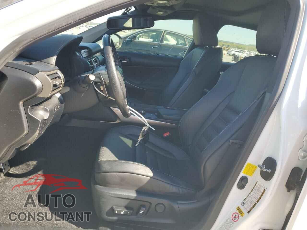 LEXUS IS 2016 - JTHBA1D20G5020686