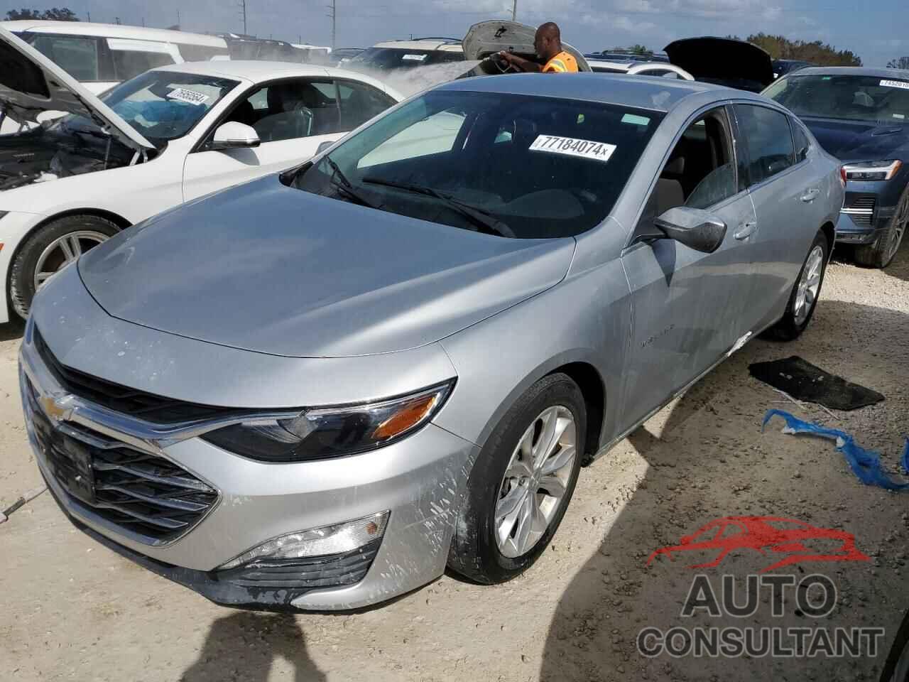 CHEVROLET MALIBU 2019 - 1G1ZD5ST1KF123881
