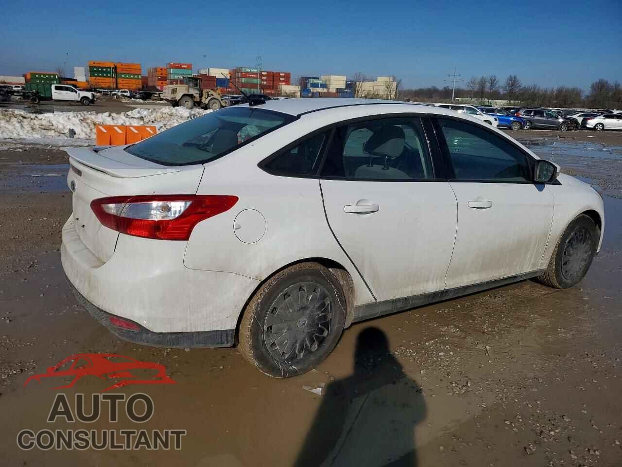 FORD FOCUS 2013 - 1FADP3F2XDL122575