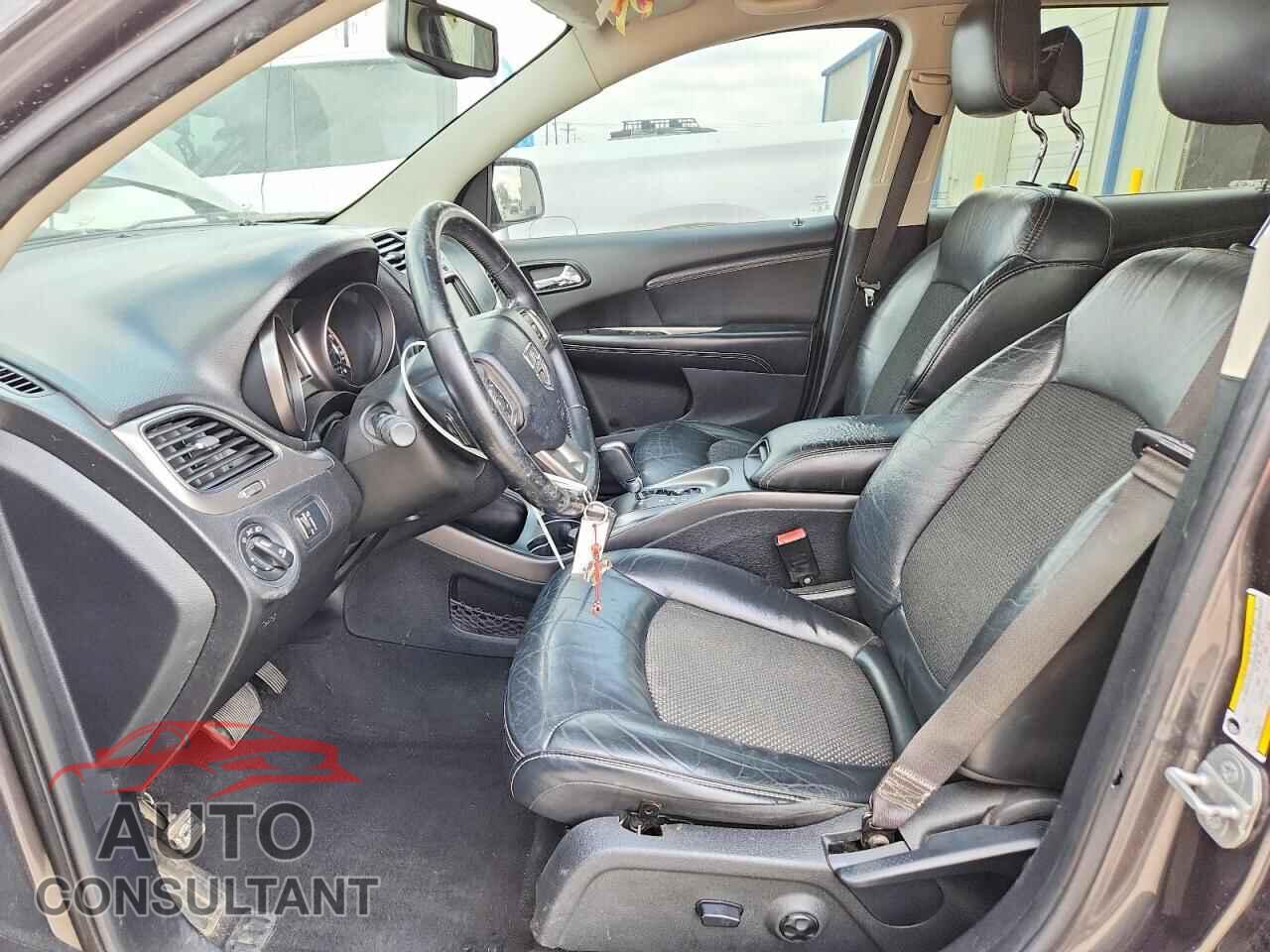 DODGE JOURNEY 2015 - 3C4PDCGB2FT670253