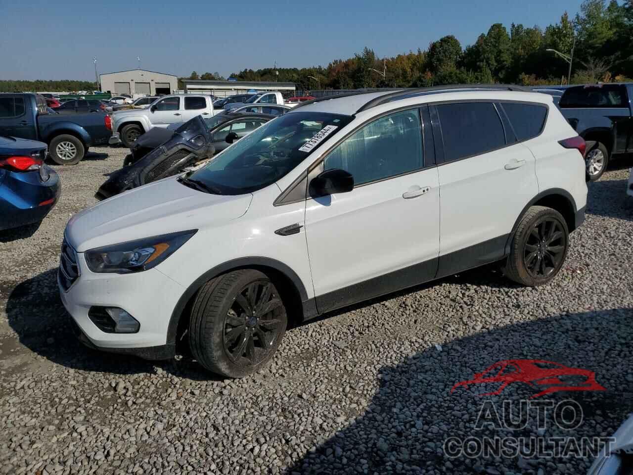 FORD ESCAPE 2019 - 1FMCU0GD8KUB74948