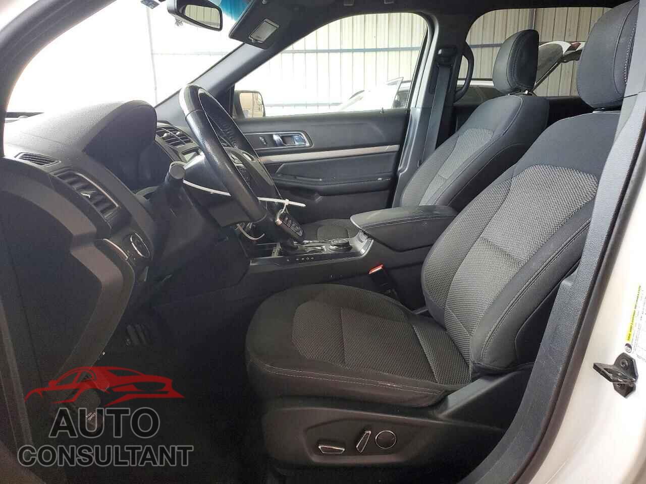 FORD EXPLORER 2018 - 1FM5K8D89JGB18406