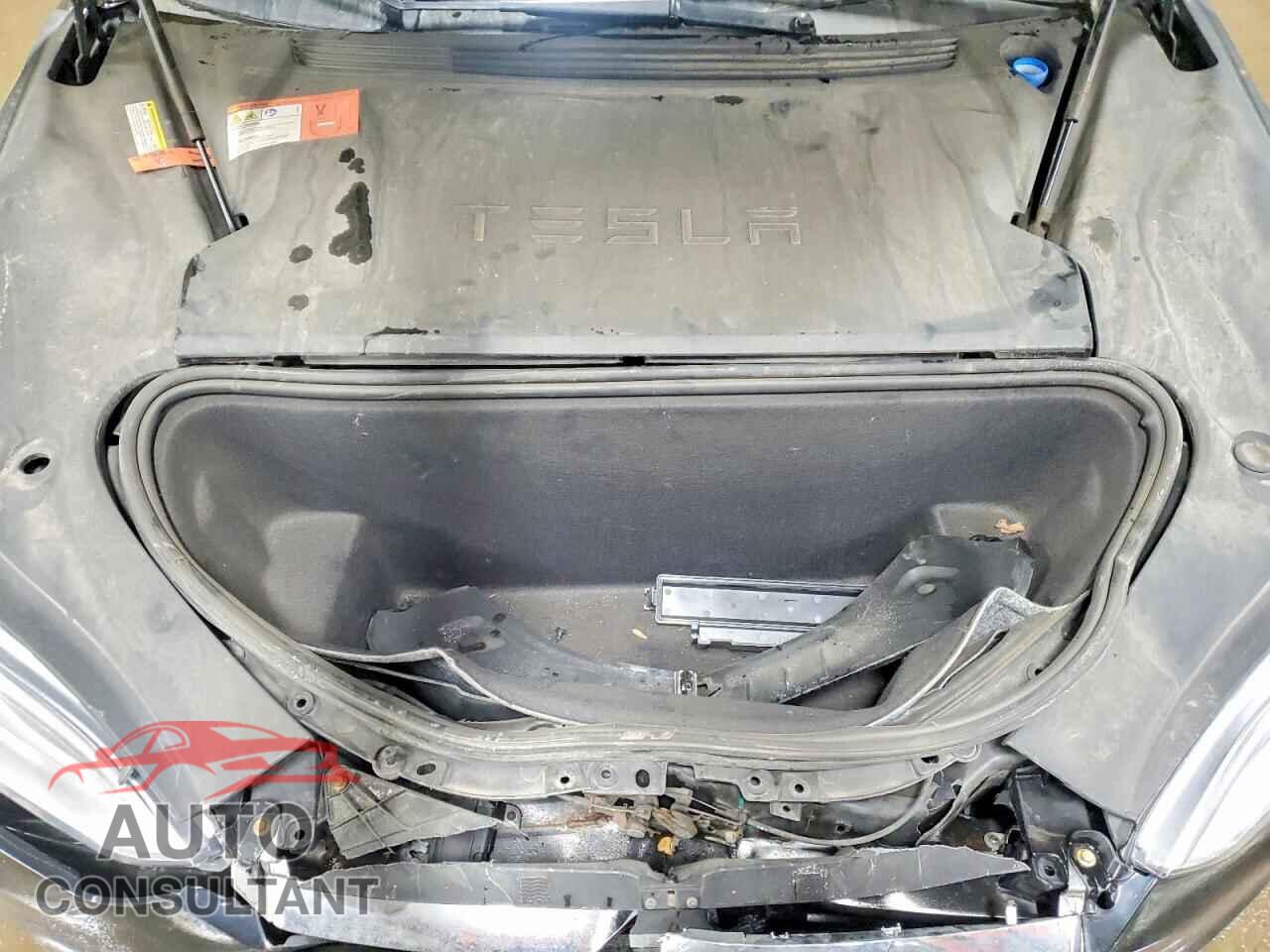 TESLA MODEL S 2016 - 5YJSA1E20GF144567