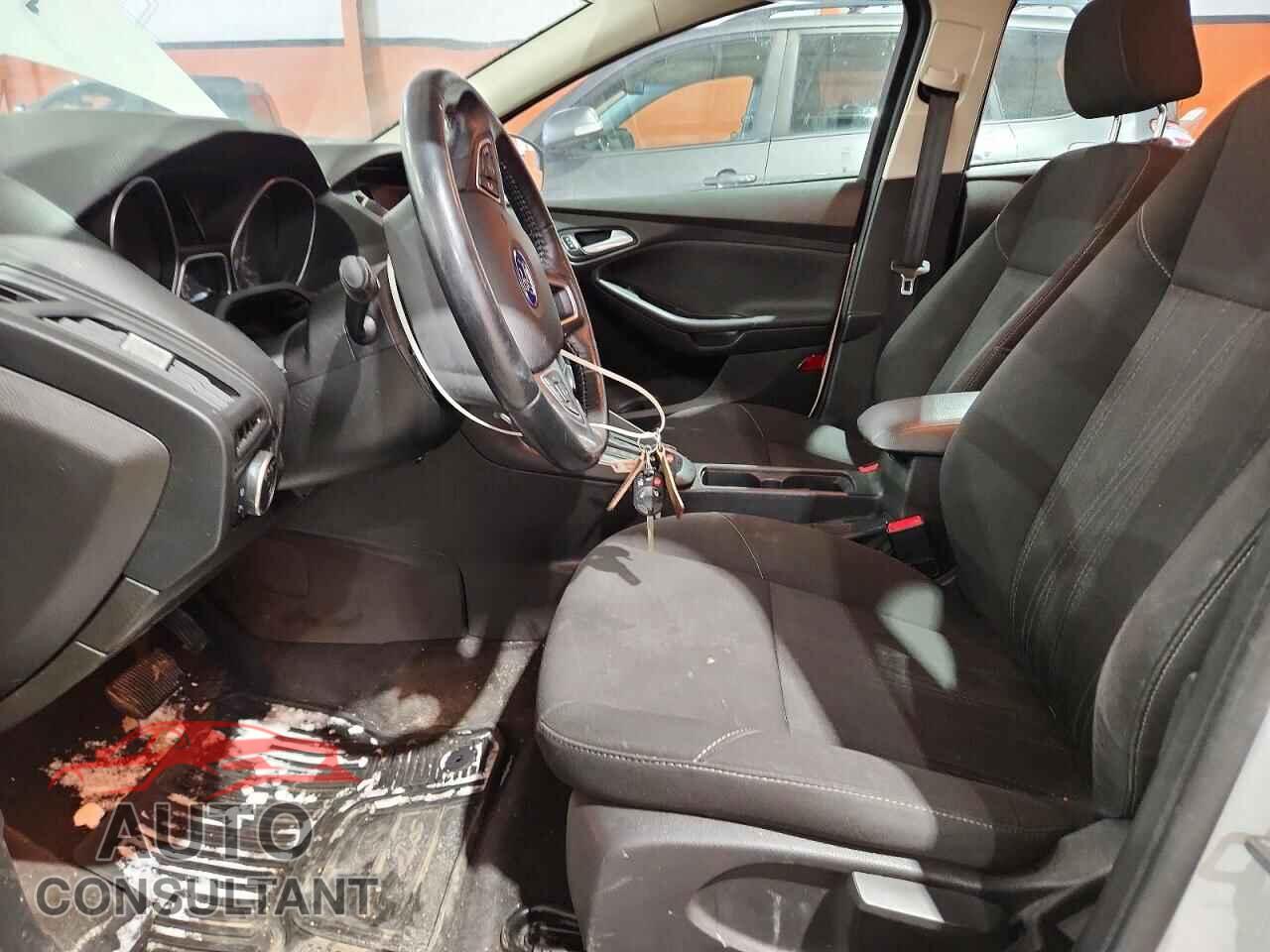 FORD FOCUS 2016 - 1FADP3K27GL317298