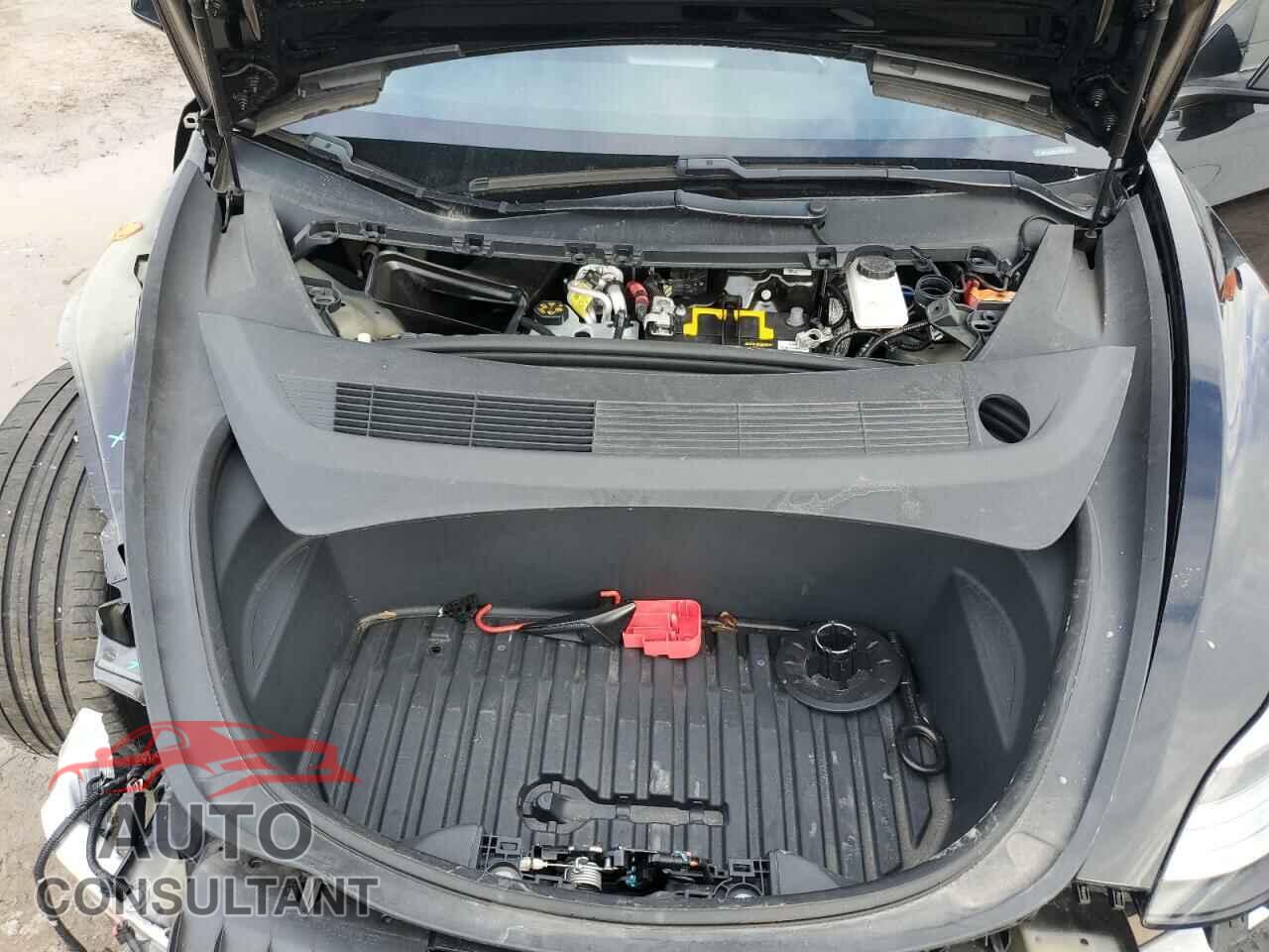 TESLA MODEL 3 2021 - 5YJ3E1EC5MF044008