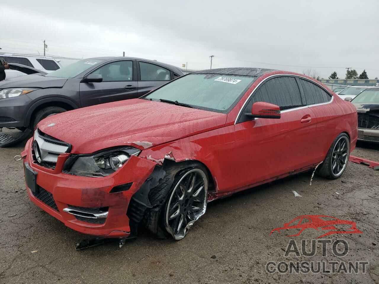MERCEDES-BENZ C-CLASS 2013 - WDDGJ4HB9DG008125