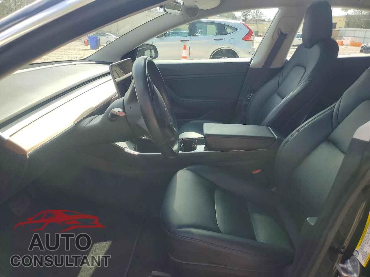 TESLA MODEL 3 2018 - 5YJ3E1EA4JF123082
