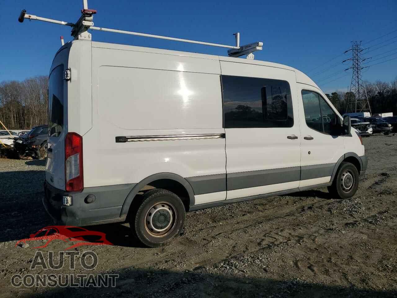 FORD TRANSIT 2015 - 1FTNR2CM2FKB17999