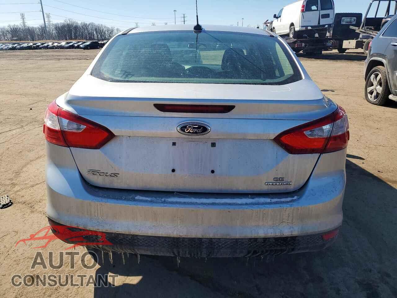 FORD FOCUS 2014 - 1FADP3F26EL142811