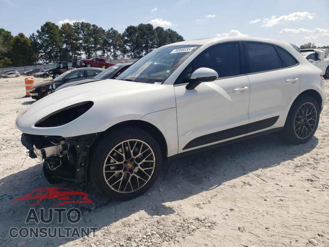 PORSCHE MACAN 2018 - WP1AA2A51JLB10514
