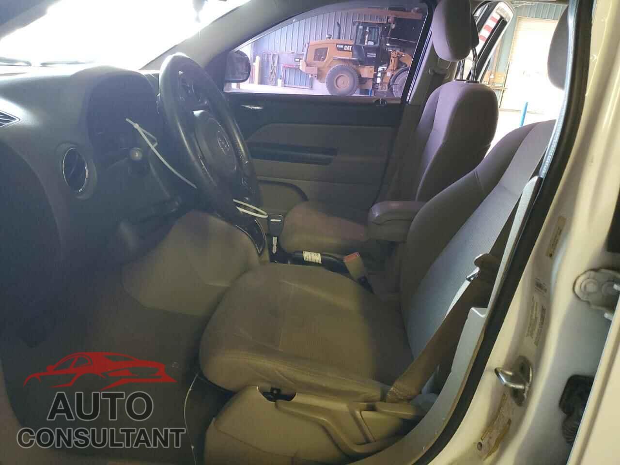 JEEP COMPASS 2011 - 1J4NF1FBXBD277151