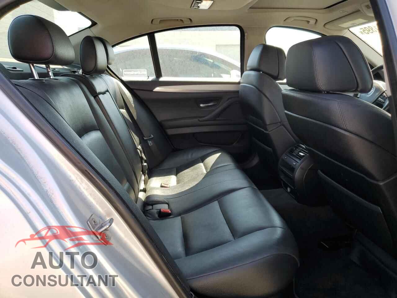 BMW 5 SERIES 2013 - WBAFU7C53DDU75264