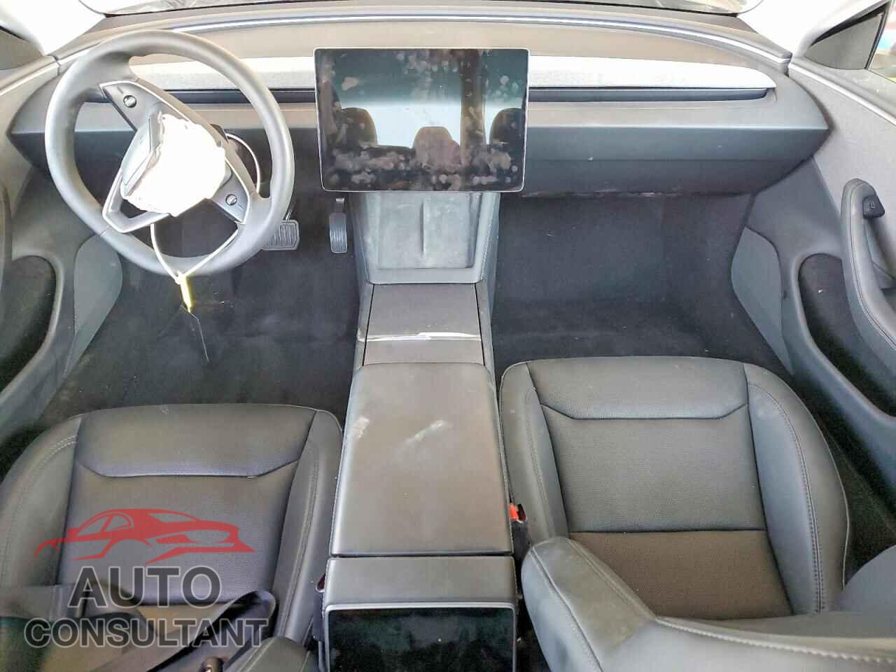 TESLA MODEL 3 2024 - 5YJ3E1EA3RF732420