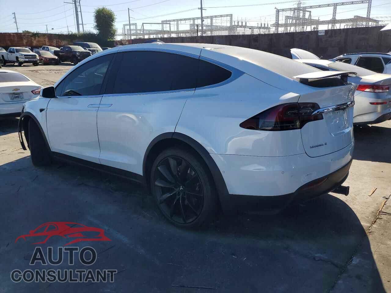 TESLA MODEL X 2017 - 5YJXCBE21HF044050