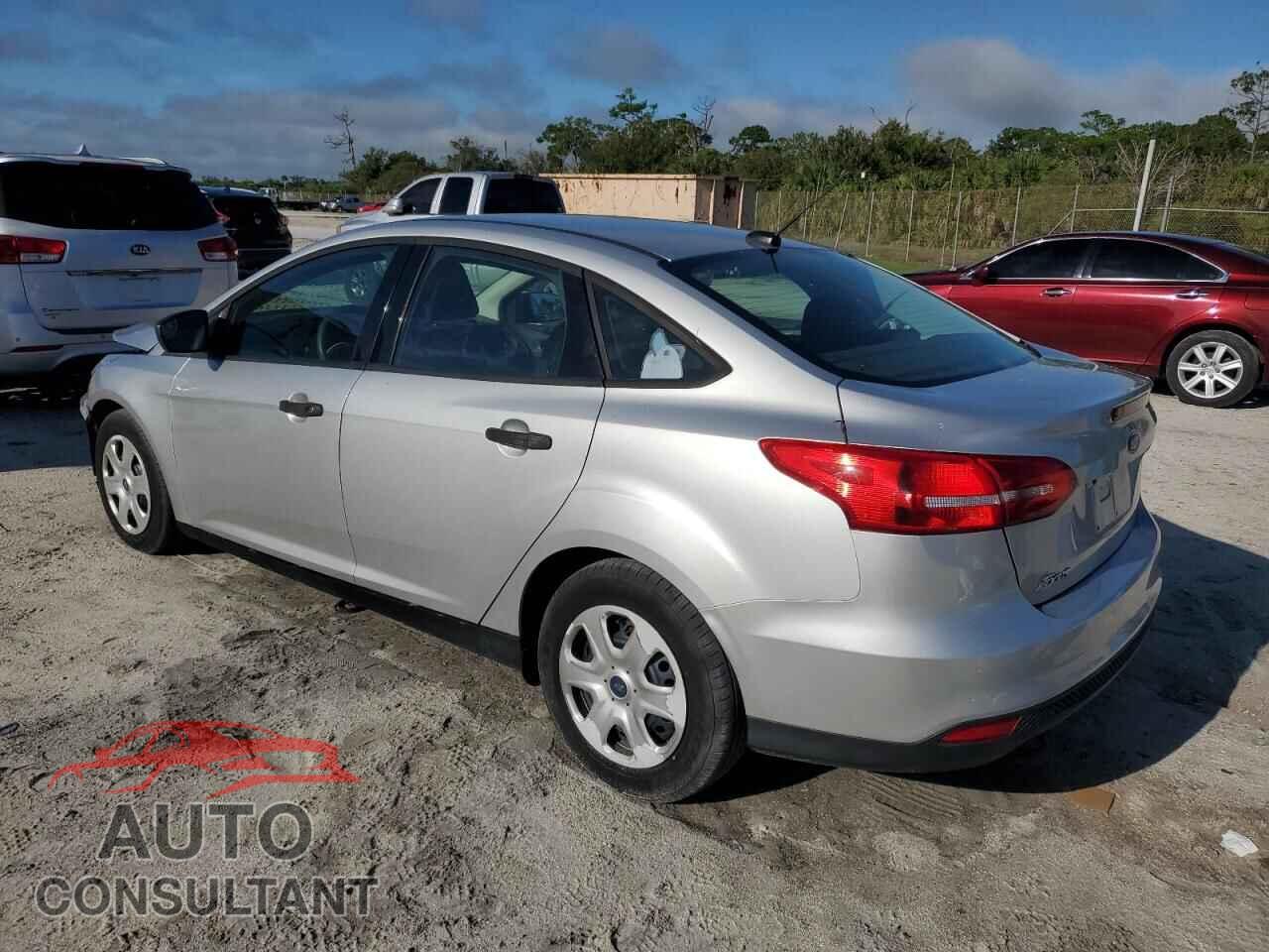FORD FOCUS 2017 - 1FADP3E25HL335442