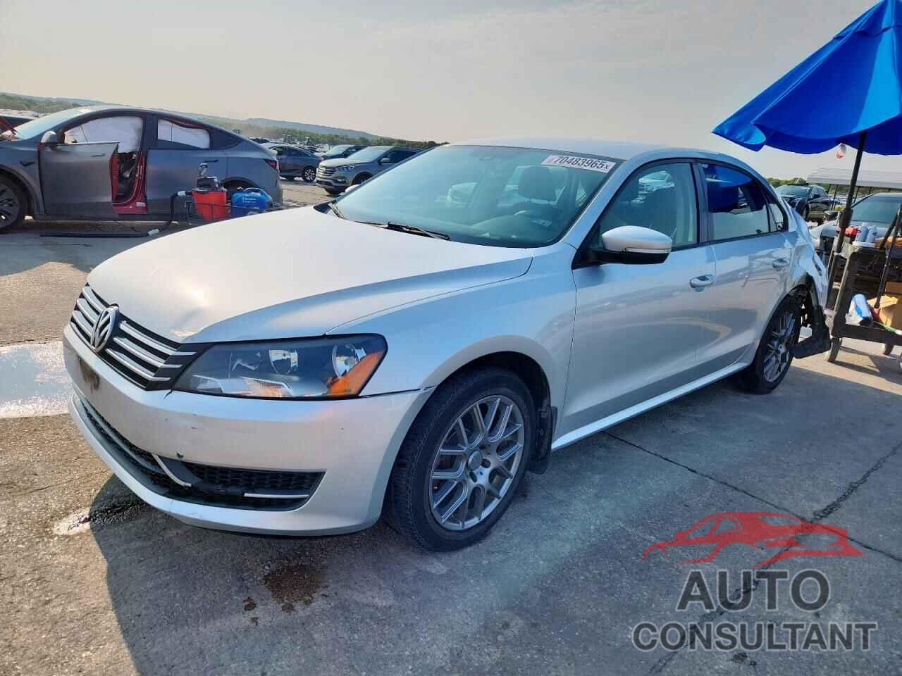 VOLKSWAGEN PASSAT 2014 - 1VWAS7A35EC070080