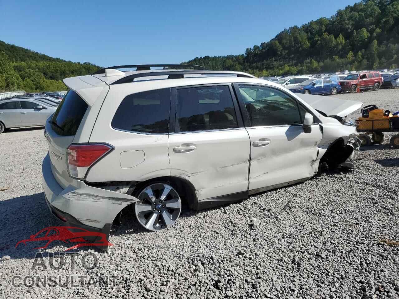 SUBARU FORESTER 2017 - JF2SJAJC2HH528237