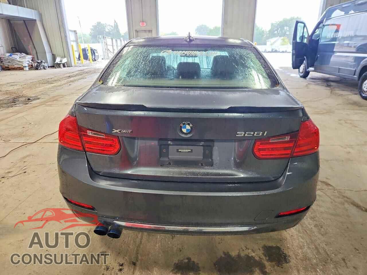BMW 3 SERIES 2013 - WBA3B3C52DF530910