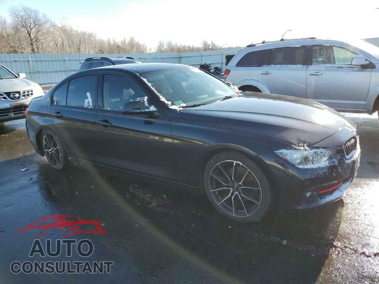 BMW 3 SERIES 2016 - WBA8E3G51GNU02692