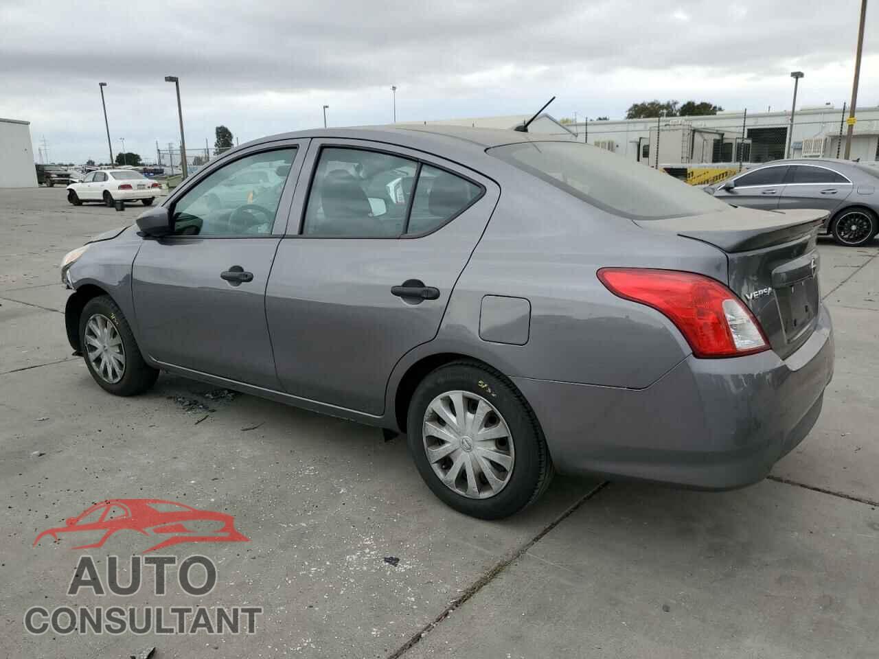 NISSAN VERSA 2019 - 3N1CN7AP3KL824098