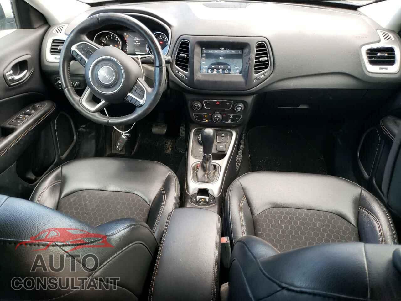 JEEP COMPASS 2018 - 3C4NJDBB6JT280634