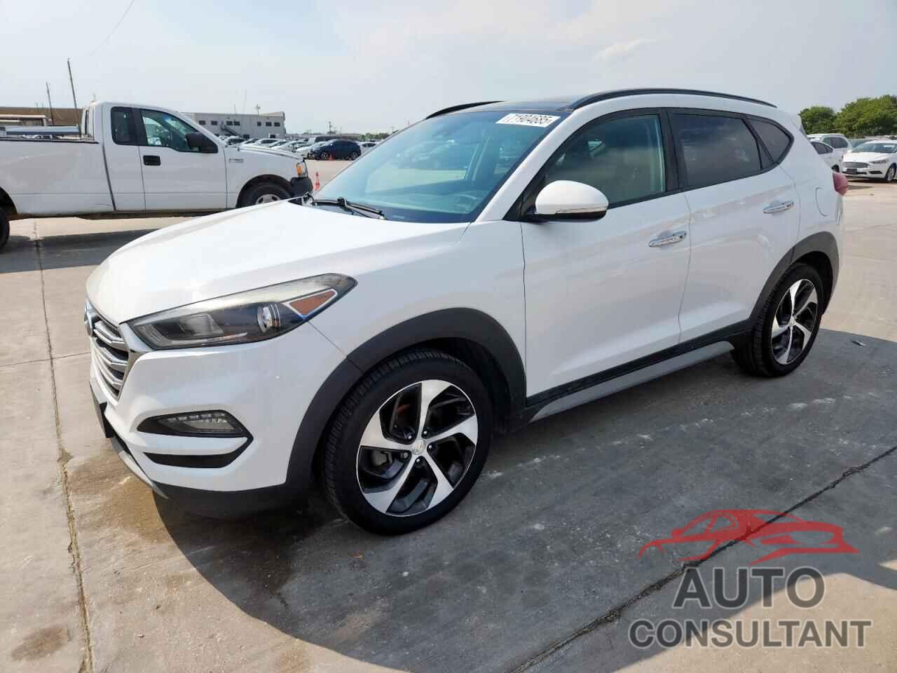 HYUNDAI TUCSON 2017 - KM8J33A20HU585482