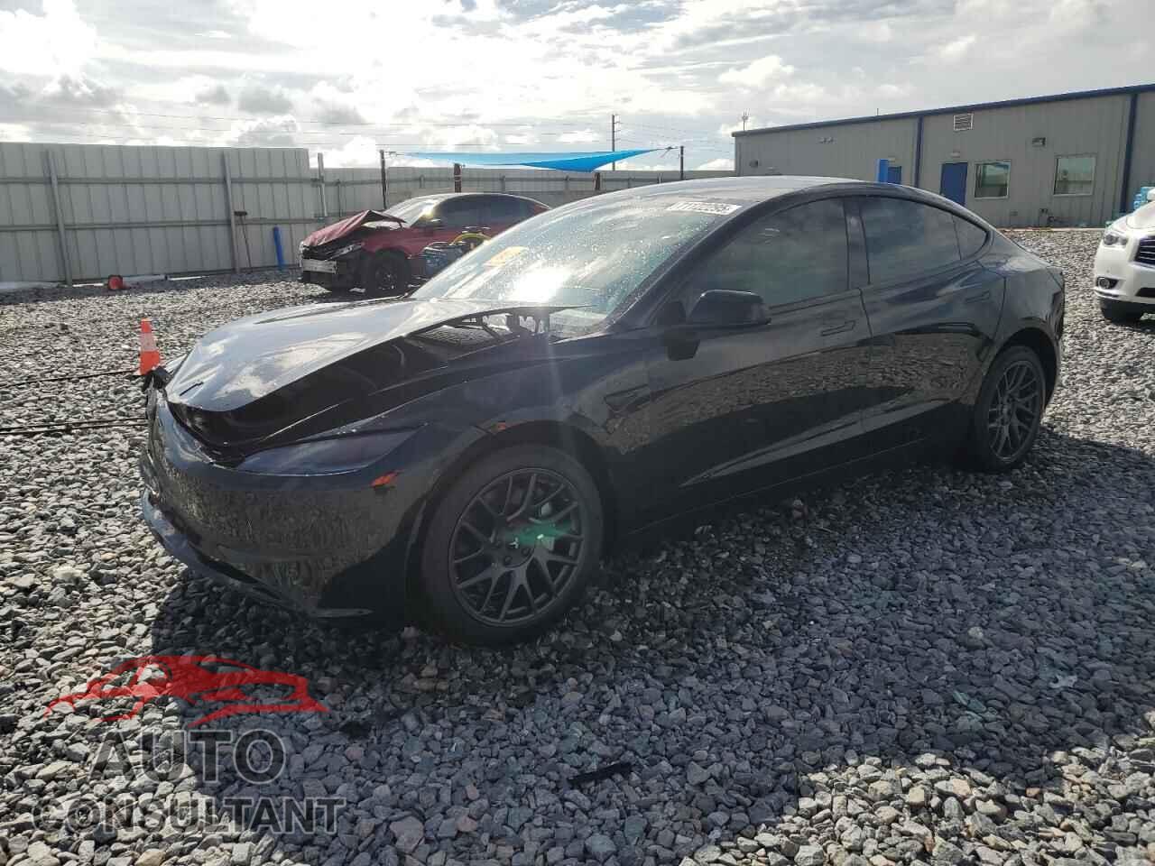 TESLA MODEL 3 2024 - 5YJ3E1EA4RF862805