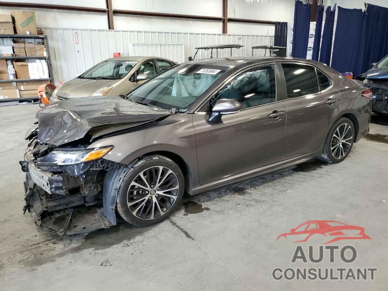 TOYOTA CAMRY 2018 - 4T1B11HKXJU542942