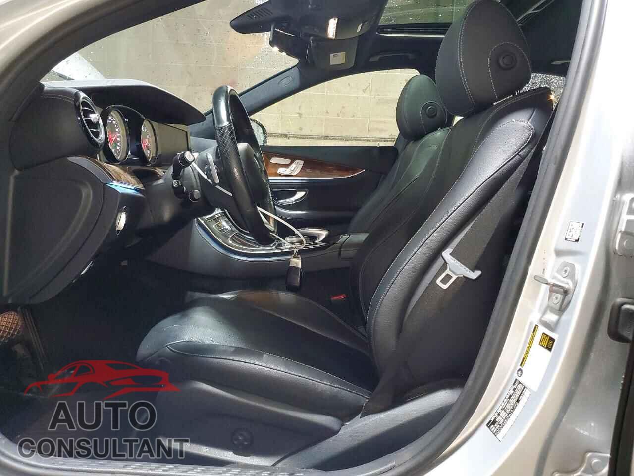 MERCEDES-BENZ E-CLASS 2017 - WDDZF4KB3HA201673