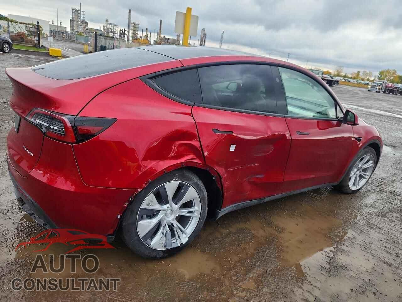 TESLA MODEL Y 2024 - 7SAYGDEE3RF081071