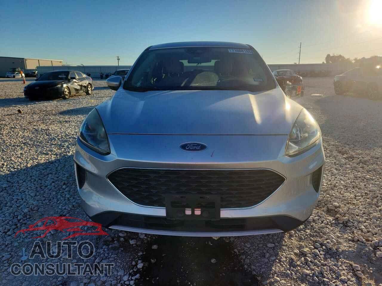 FORD ESCAPE 2020 - 1FMCU0G61LUA14364
