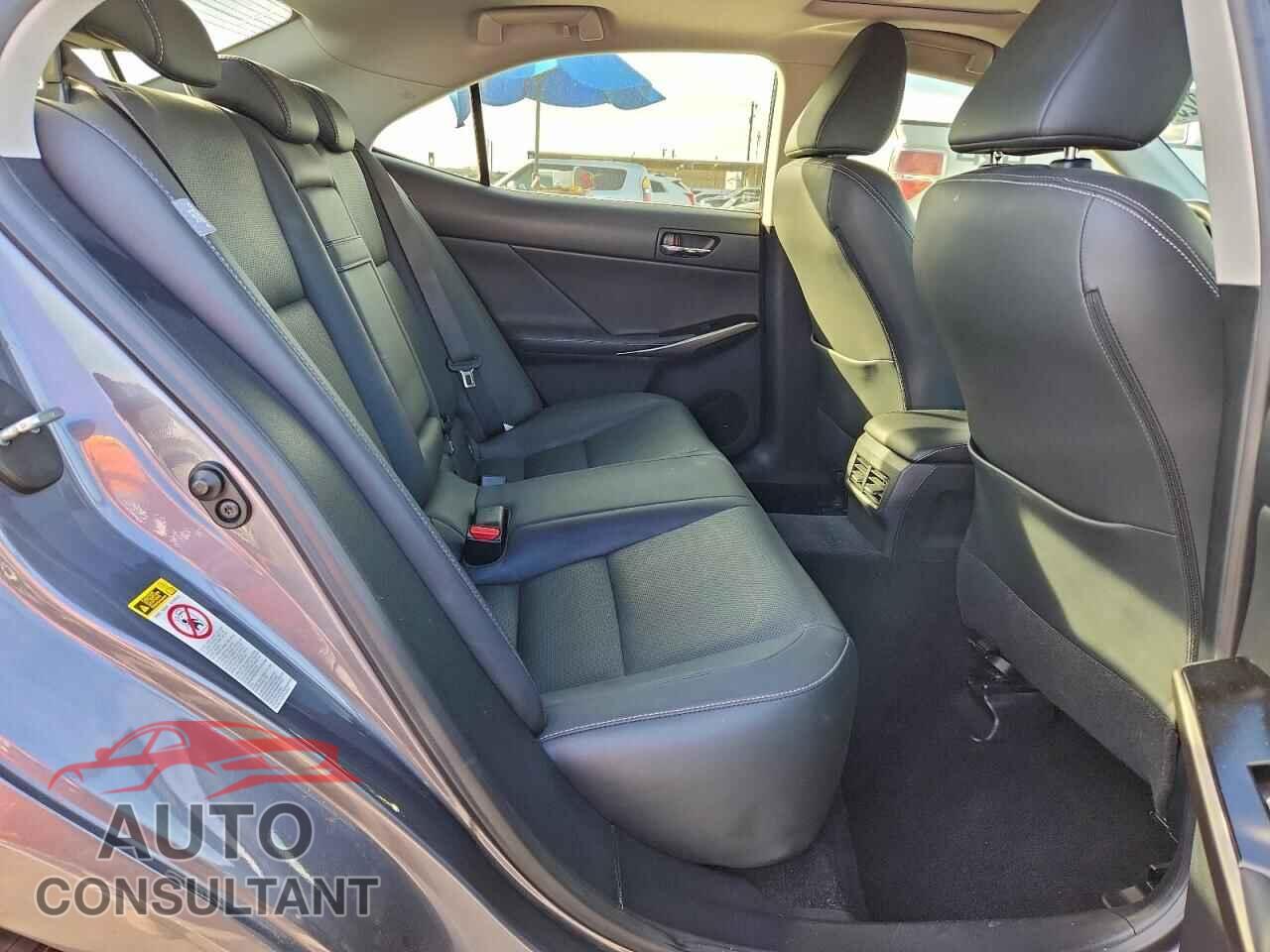 LEXUS IS 2014 - JTHBF1D21E5042291