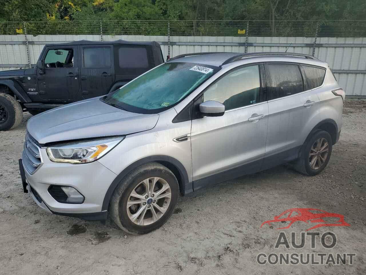 FORD ESCAPE 2017 - 1FMCU0GD1HUB58907