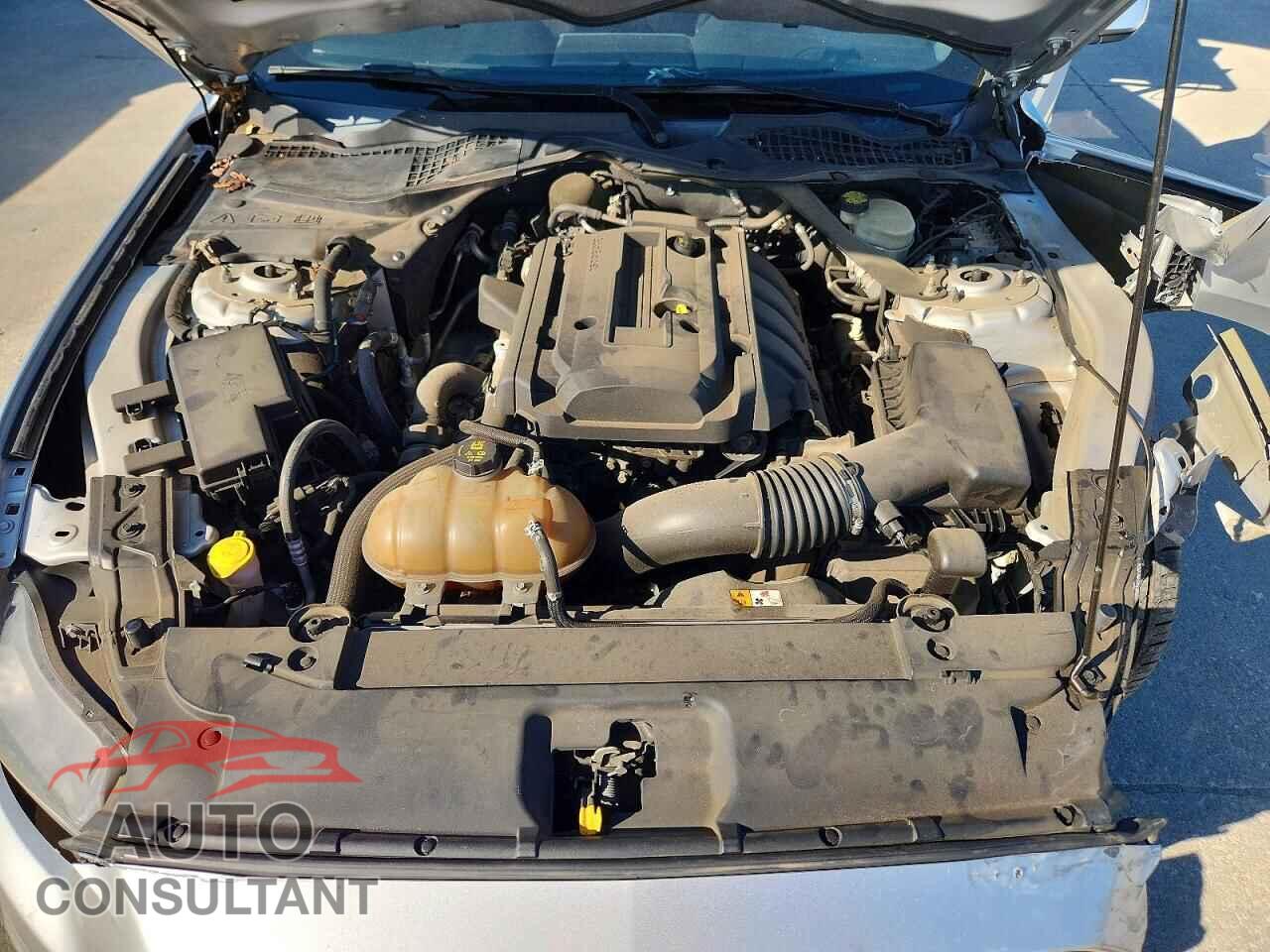 FORD MUSTANG 2015 - 1FA6P8TH7F5411922
