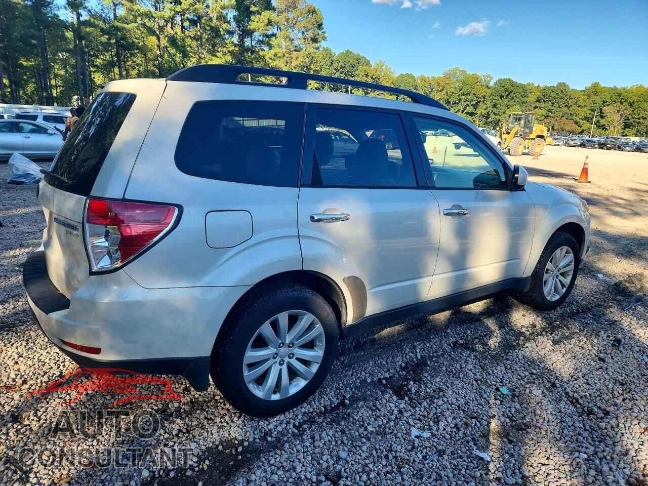 SUBARU FORESTER 2013 - JF2SHAEC5DH406438