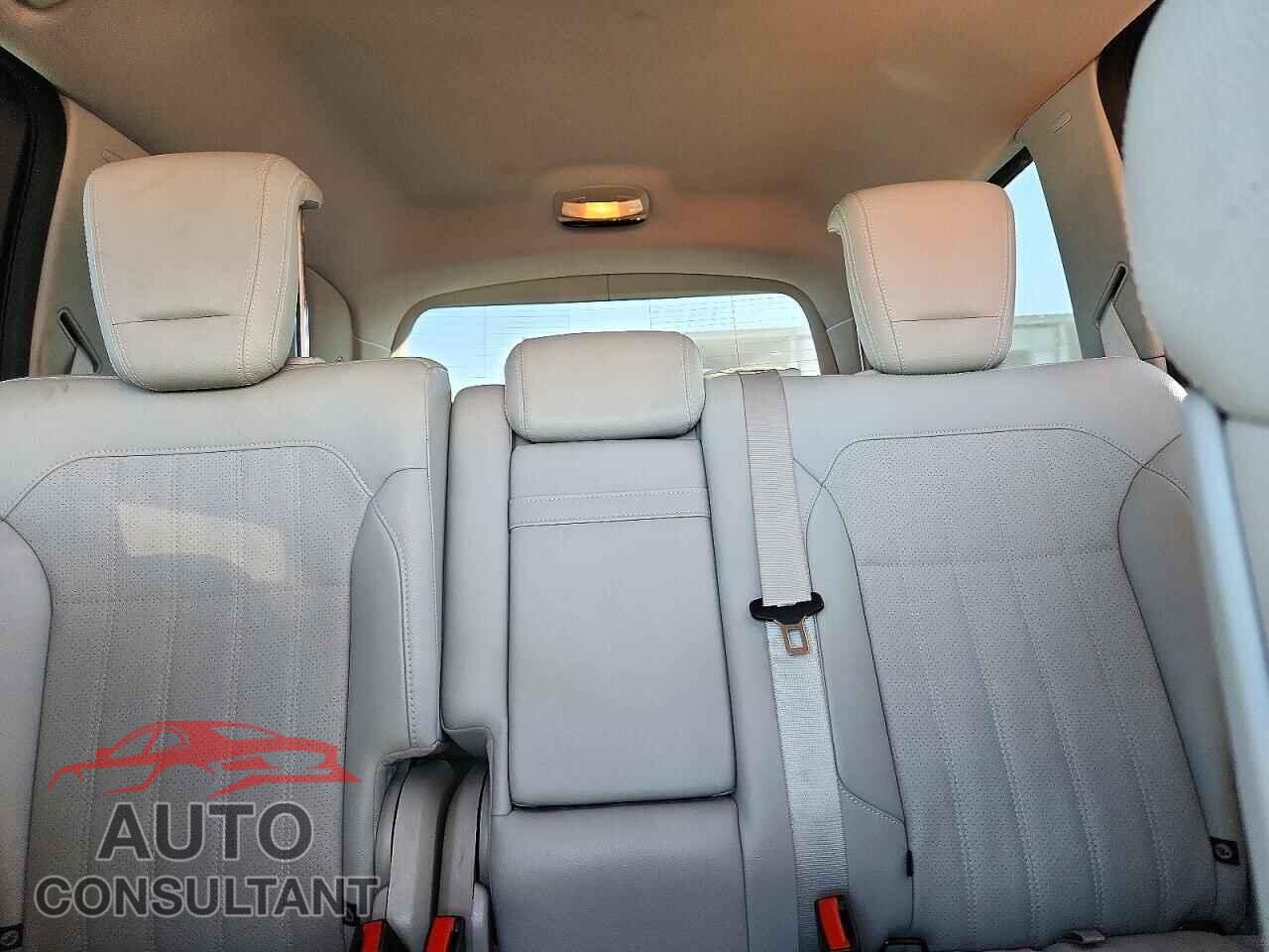 MERCEDES-BENZ GL-CLASS 2015 - 4JGDF2EE2FA459044