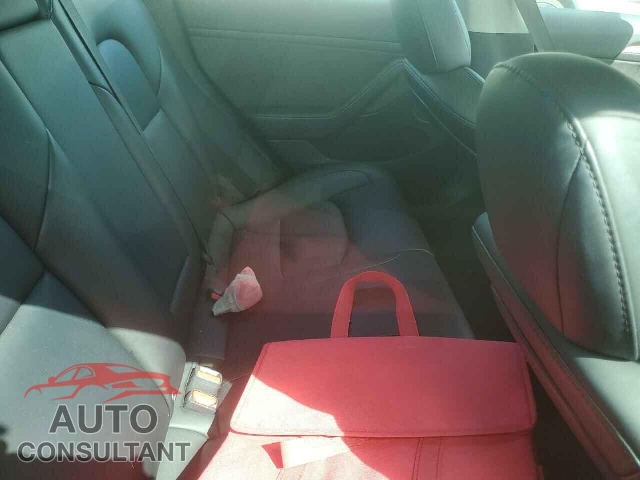 TESLA MODEL 3 2023 - 5YJ3E1EA0PF455481