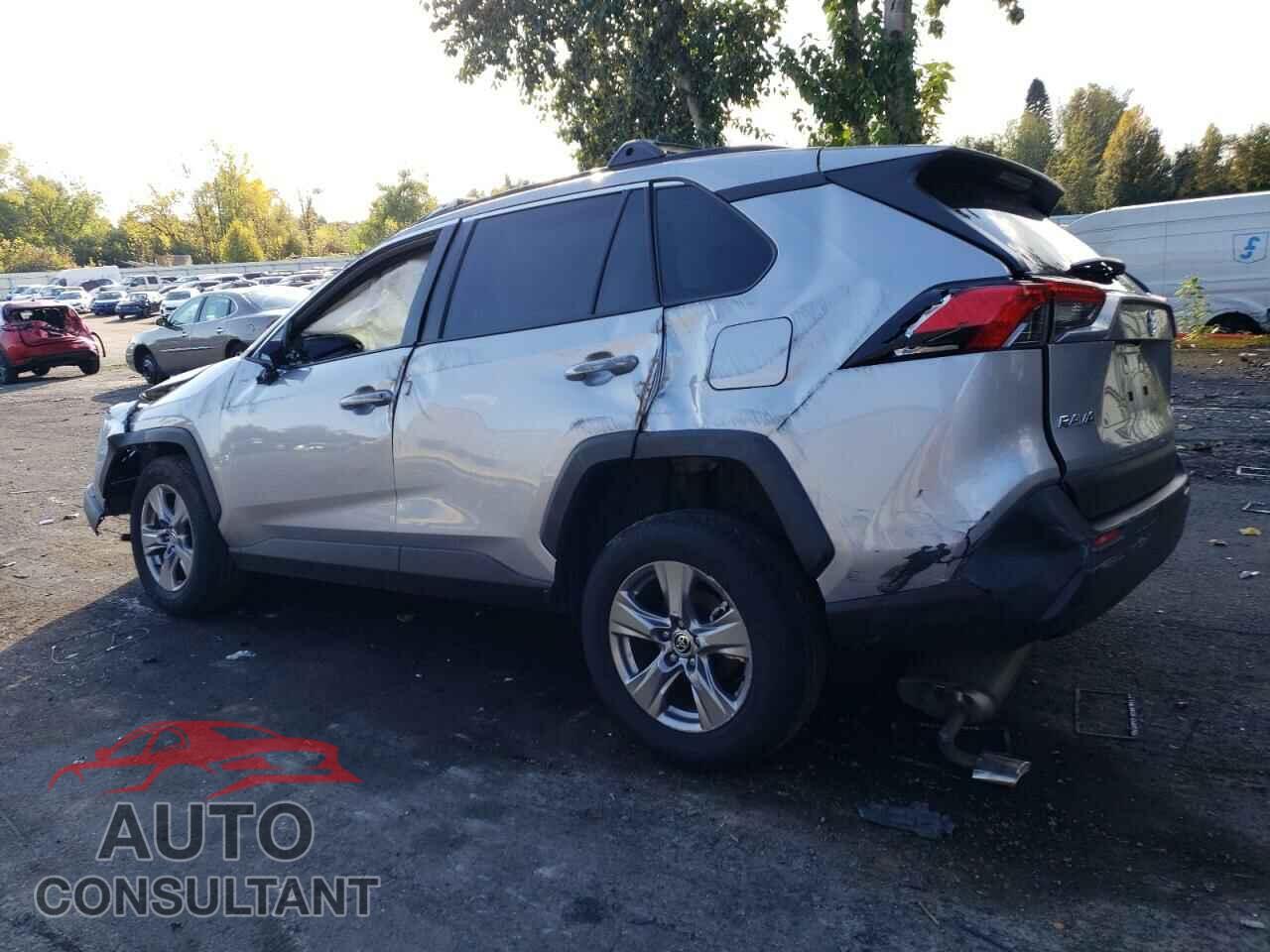 TOYOTA RAV4 2023 - JTMP1RFV0PD094452