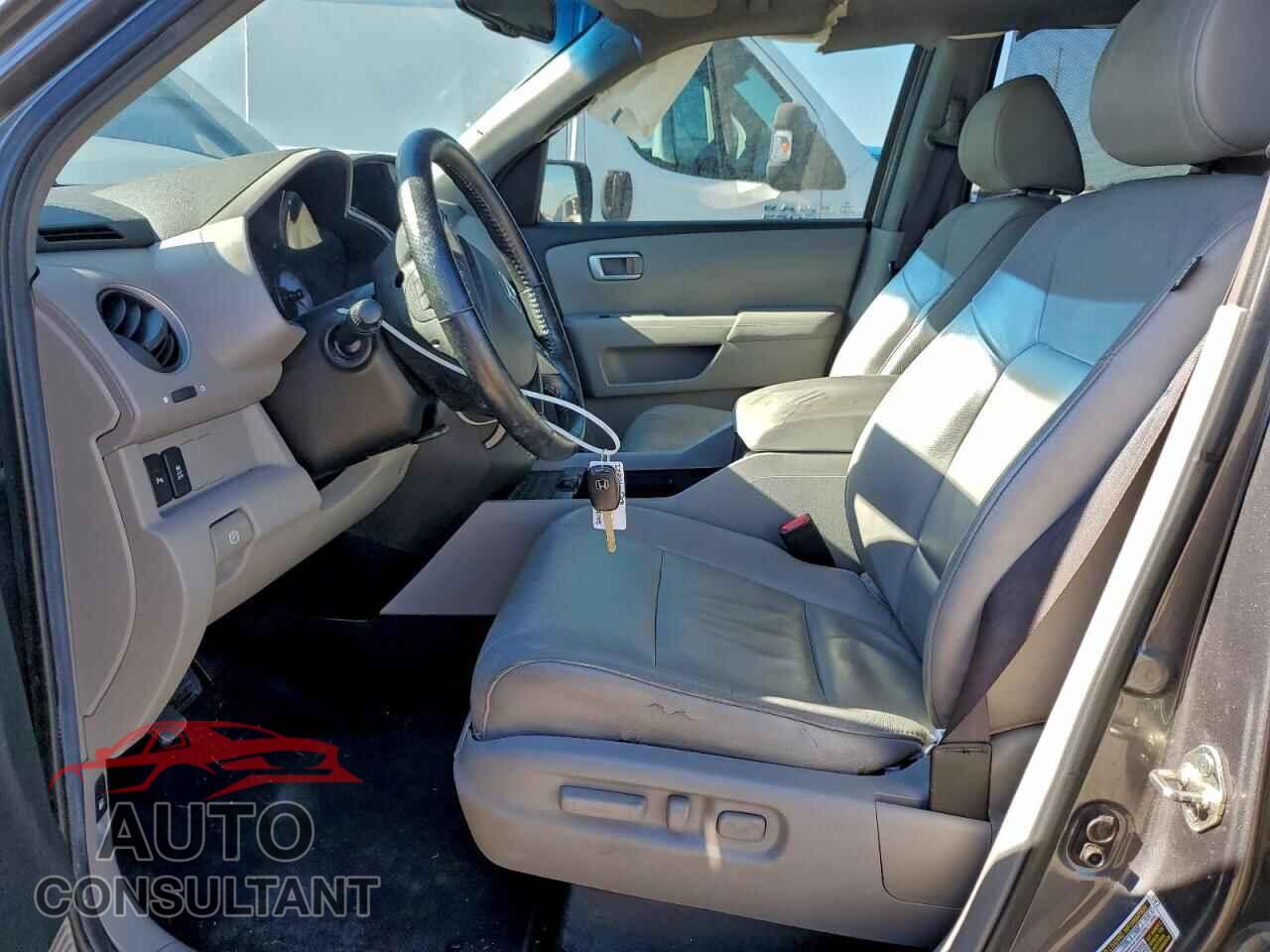 HONDA PILOT 2012 - 5FNYF3H95CB037122