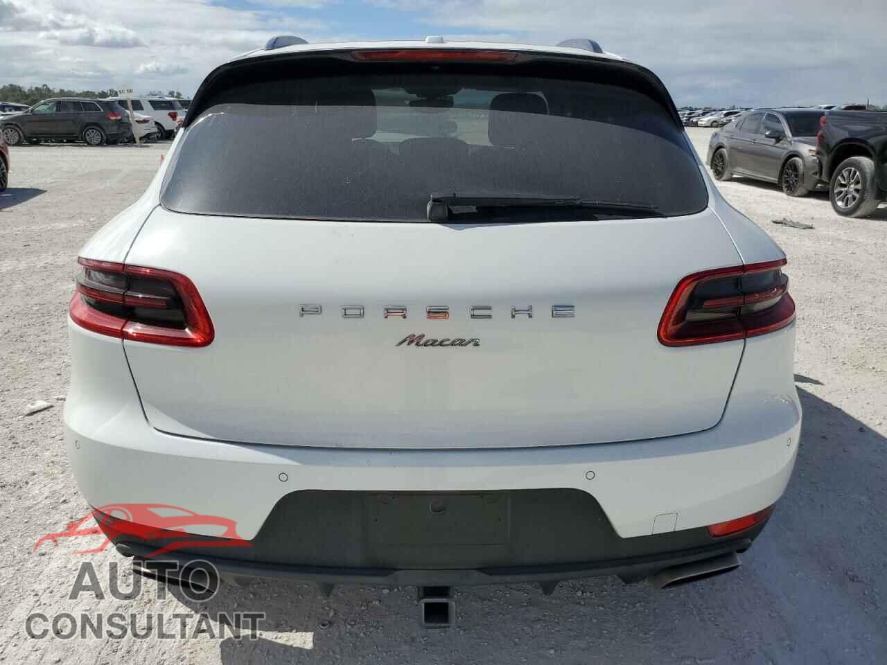 PORSCHE MACAN 2018 - WP1AA2A57JLB05298