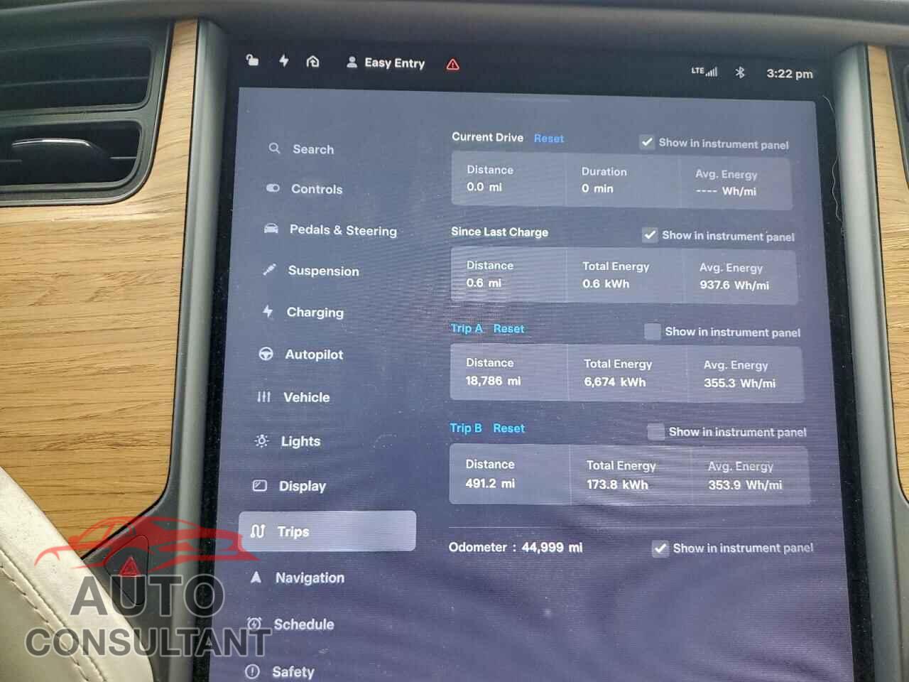 TESLA MODEL X 2018 - 5YJXCAE20JF113973