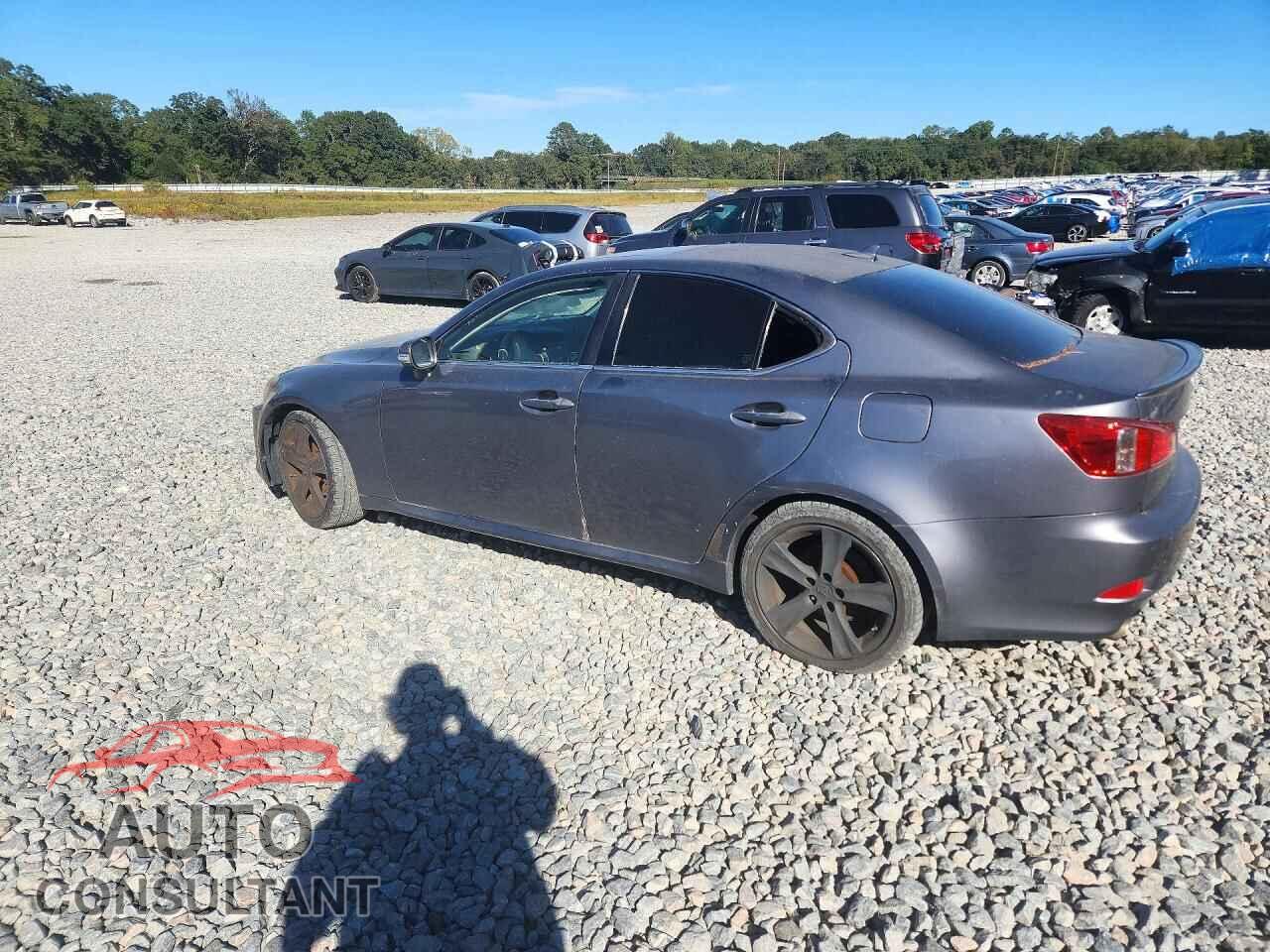 LEXUS IS 2012 - JTHBF5C28C5183896