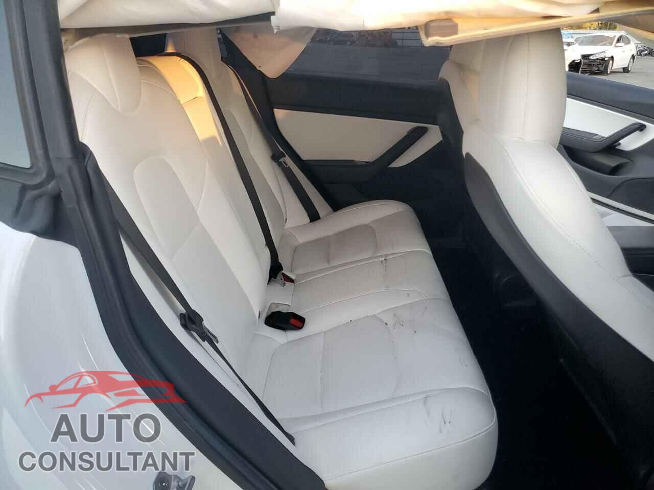 TESLA MODEL 3 2019 - 5YJ3E1EB5KF514476