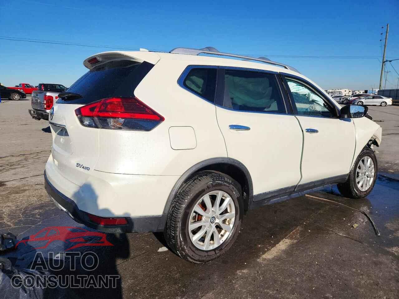 NISSAN ROGUE 2018 - KNMAT2MVXJP588284